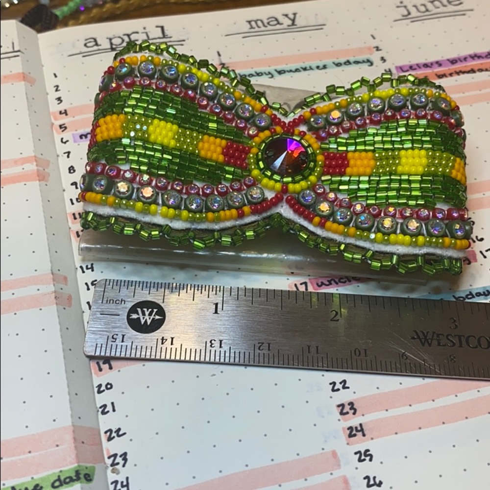 Beaded hair barrette